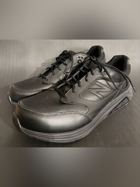 New Balance 928 V3 Men's Leather Athletic Sneakers like new condition size 14 2E